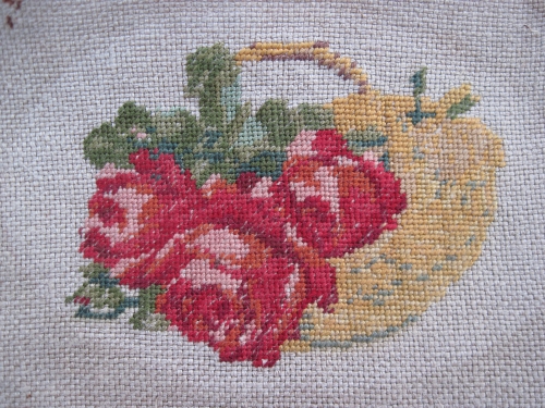 Cross-stitch Obarnatata koshnichka s rozi