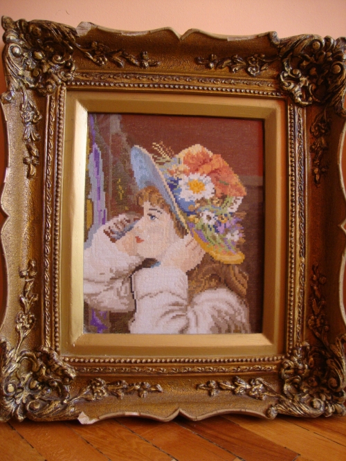 Cross-stitch GIRL WITH A HAT