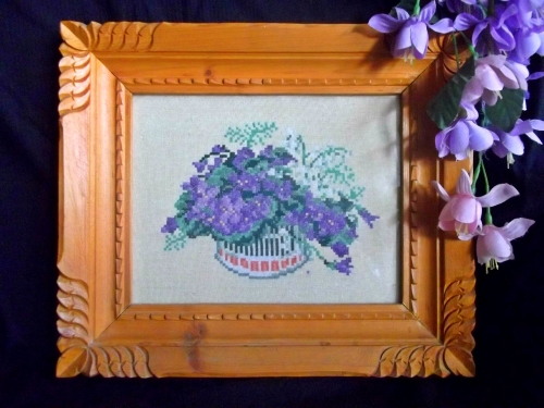 Cross-stitch Violets