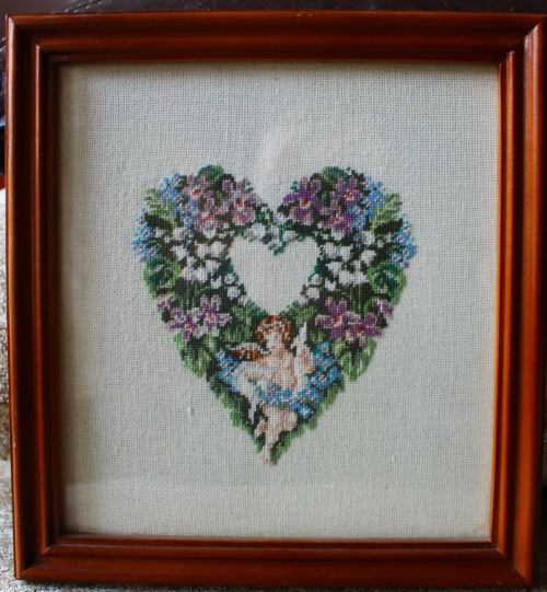 Cross-stitch /A wreath of flowers 17/19 CM
