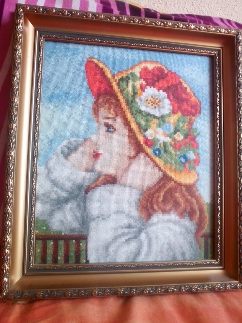Gobelin momichеto s shapka
