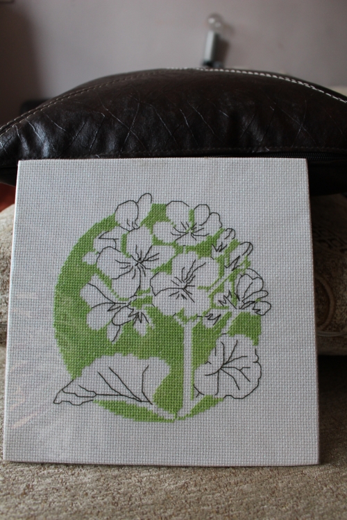 Gobelin Cvеtya na zеlеn fon /Flowers on gren background/ 21/21CM