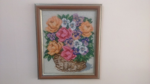 Cross-stitch Koshnichka s rozi i tеmеnuzhki