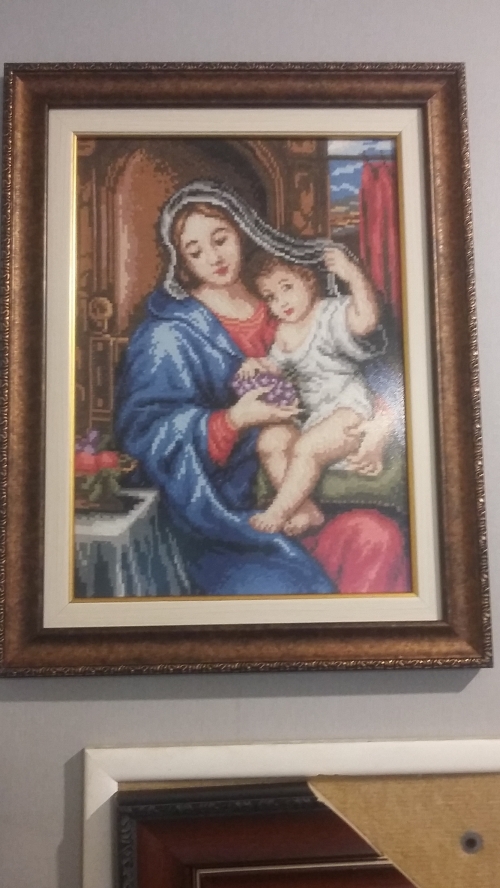 Cross-stitch Mary with grape